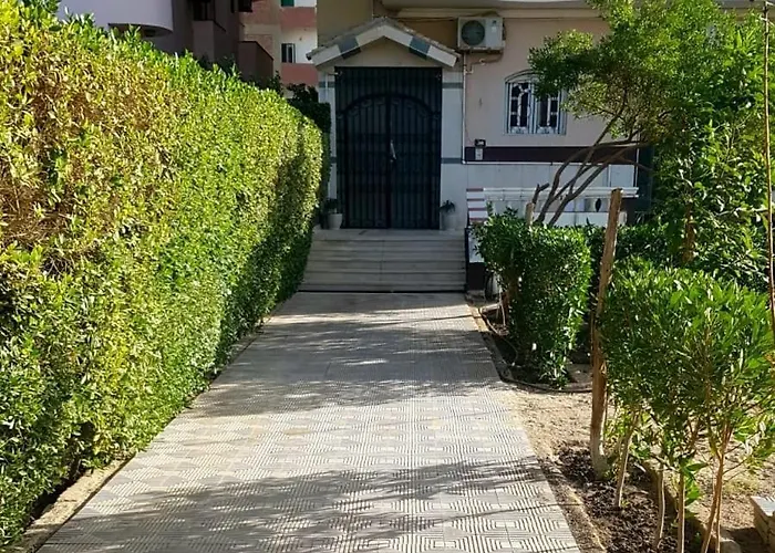 Cozy Retreat By The Sea Safaga